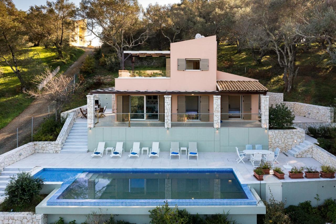 Villa Breeze & Villa Coco By Konnect, Avlaki Beach Kassiopi Bagian luar foto