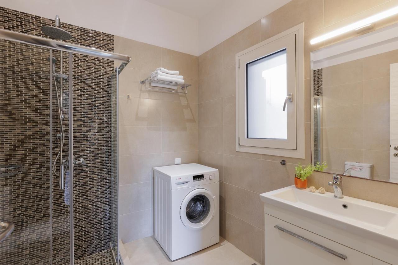 Villa Breeze & Villa Coco By Konnect, Avlaki Beach Kassiopi Bagian luar foto
