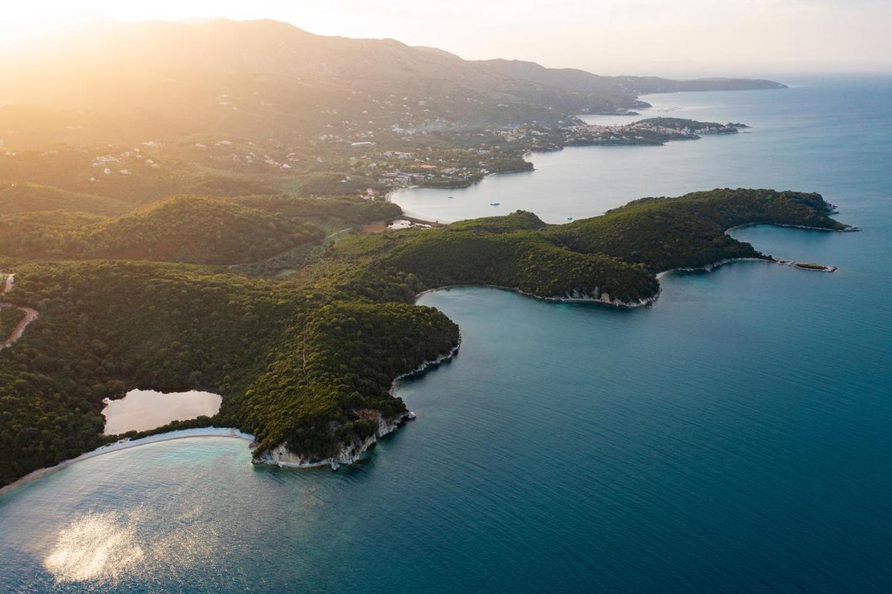 Villa Breeze & Villa Coco By Konnect, Avlaki Beach Kassiopi Bagian luar foto